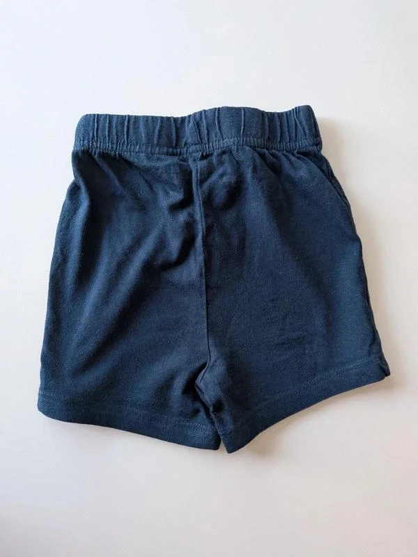 Kleine marineblauwe short voor baby's 6-9 maanden – photo 4